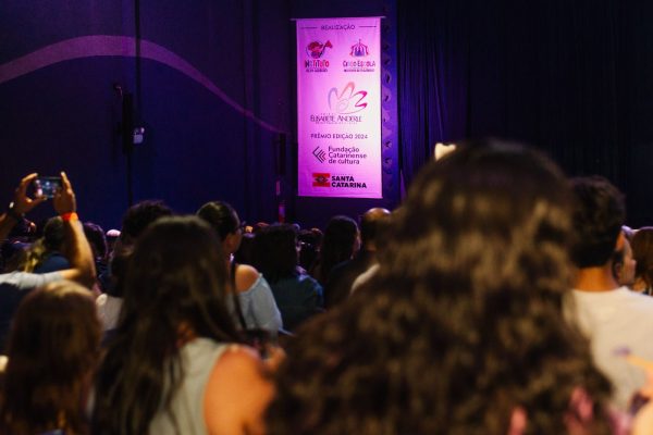 03 Show Natalino Mais incrível do Brasil No Instituto Beto Carrero